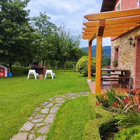 Casa Rural El Jondrigu Onís エクステリア 写真