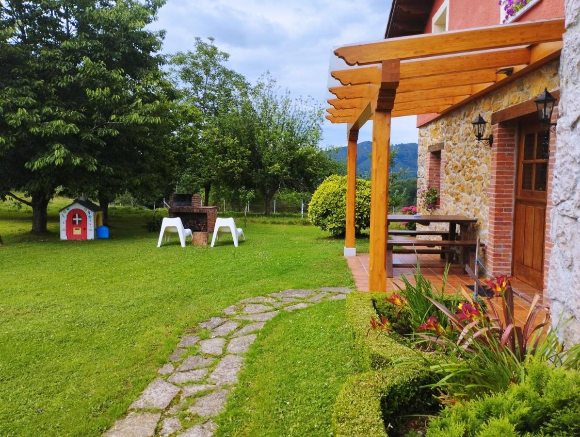 Casa Rural El Jondrigu Onís エクステリア 写真