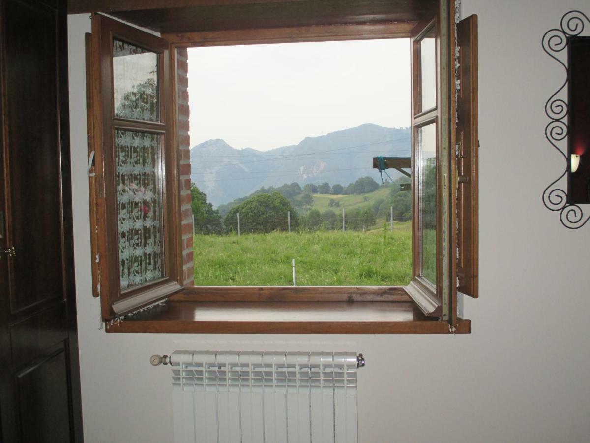 Casa Rural El Jondrigu Onís エクステリア 写真